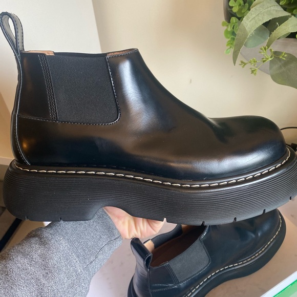 SOLD Bottega Veneta Black Bounce Leather Ankle Boot - Picture 12 of 16